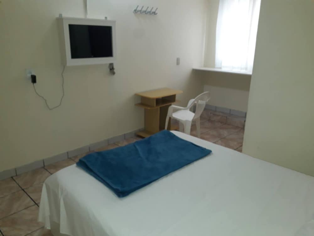 Room (Coletivo) photo 2