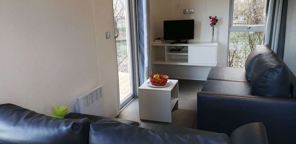 Comfort Mobile Home - Photo 18
