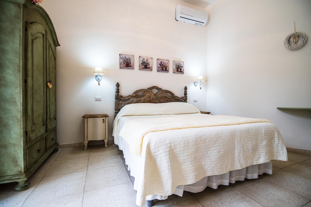 Deluxe Triple Room photo 1