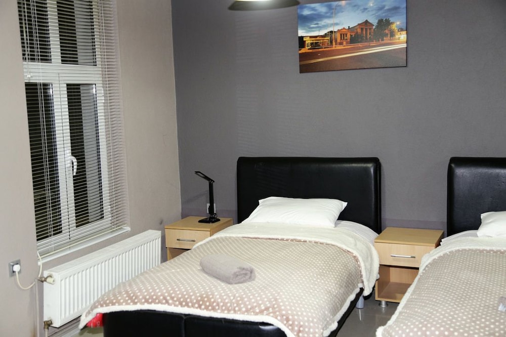 Ambasador Suit Apartment photo 2