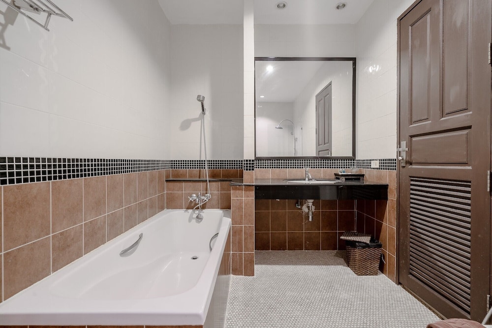 Deluxe Double Room - Photo 6