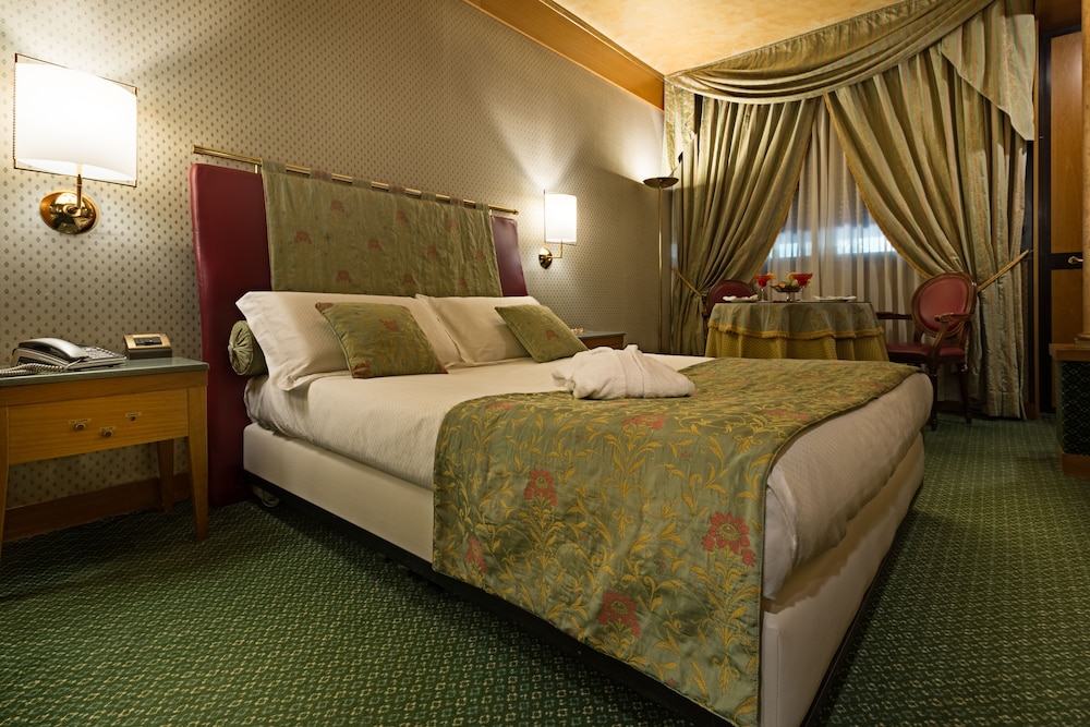 Deluxe Double Room, Ground Floor - Photo 5