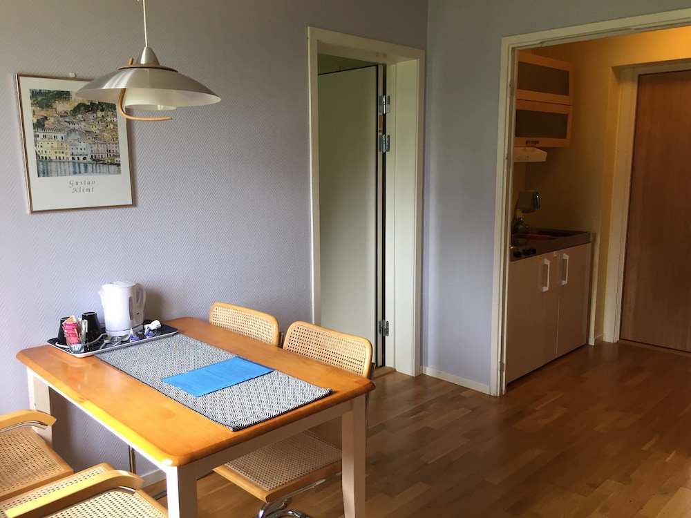 Apartment photo 3
