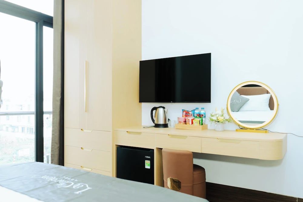 Basic Room, Garden View