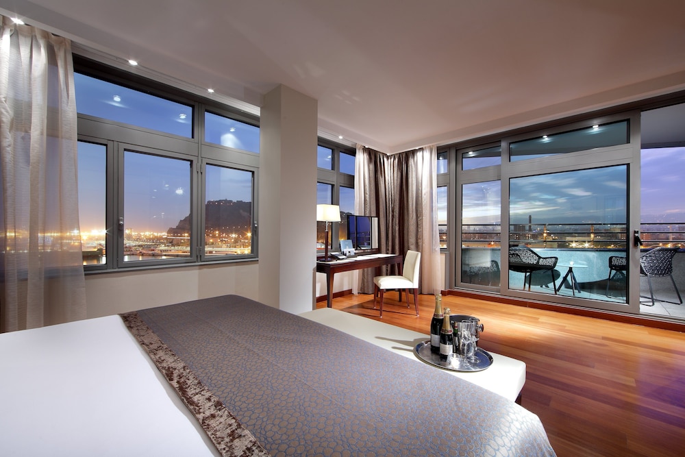 Grand Suite thumbnail 5