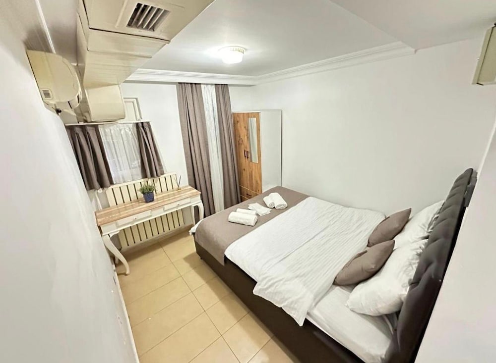 Classic Quadruple Room photo 3
