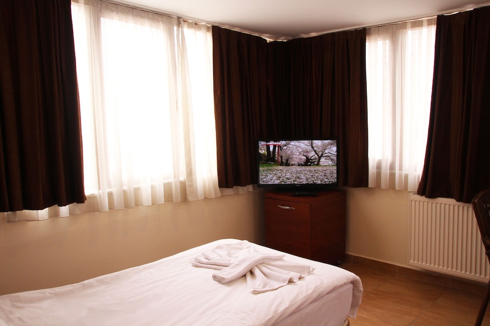 Quadruple Room photo 2