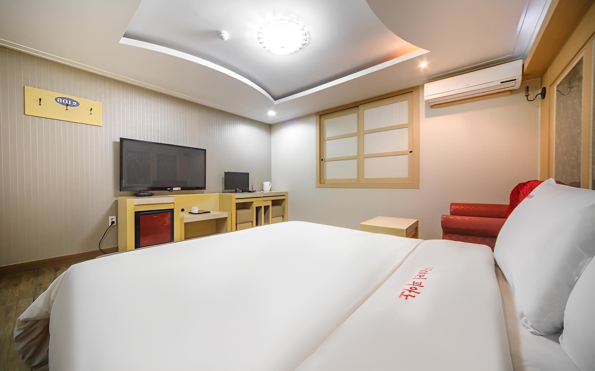 Room (Standard Room) photo 3