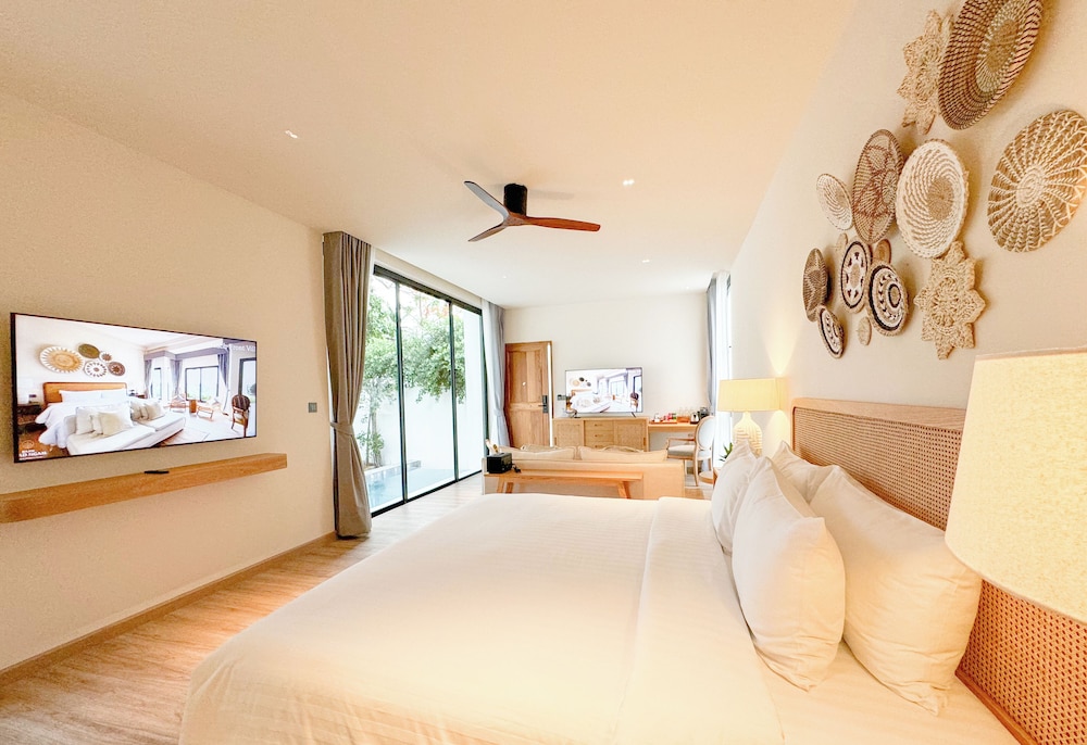 Executive Pool Villa (Roundtrip airport transfer) - Photo 2