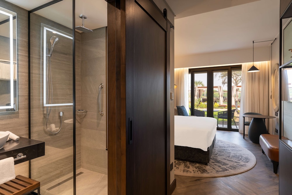 Premium Room, Terrace (Zambezi River View) - Photo 11