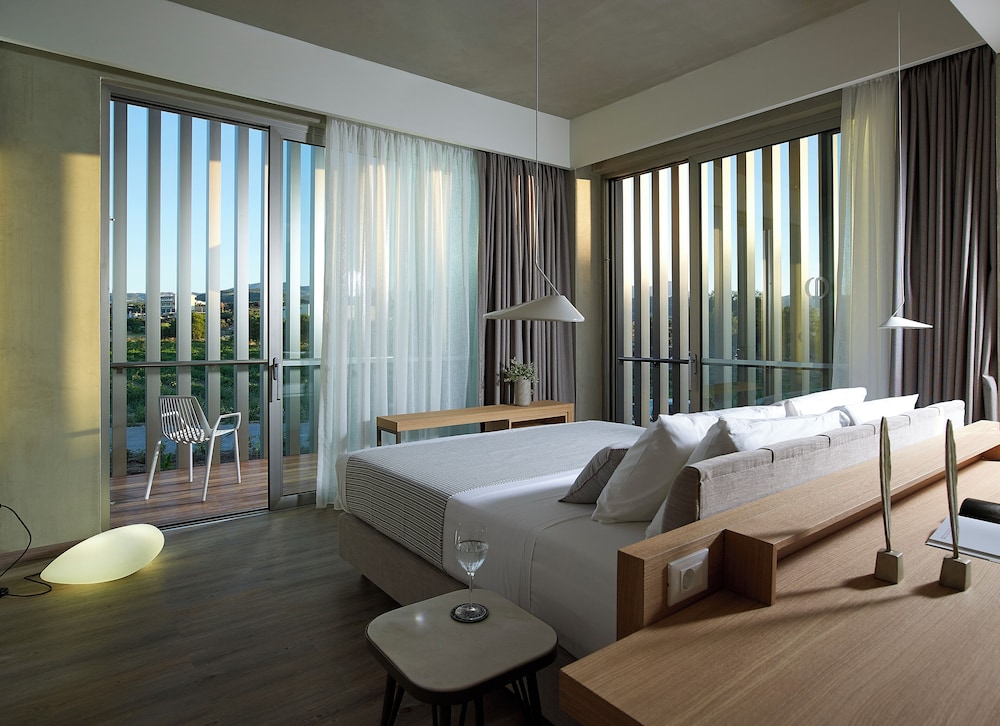 Youphoria Beachfront Estate