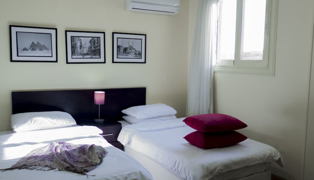 Junior One-Bedroom Suite with Kitchenette