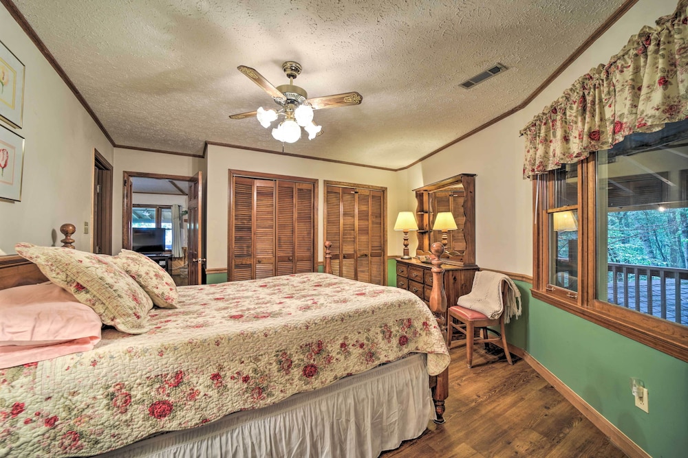 House (2 Bedrooms) photo 2