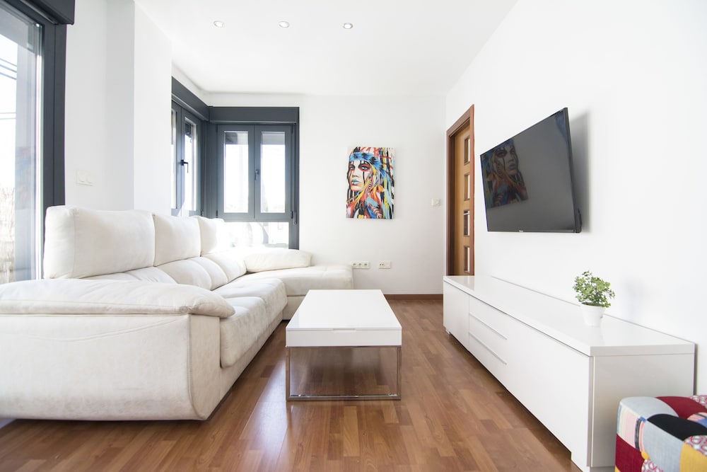 Deluxe Penthouse, Multiple Beds, Accessible, Mountain View