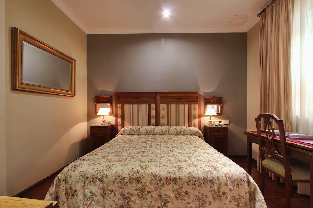 Habitación Doble Económica (Interior)