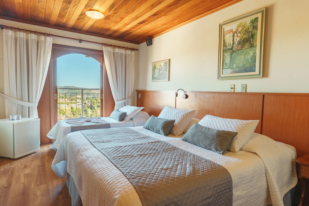 Luxury Double or Twin Room, Lanai photo 1