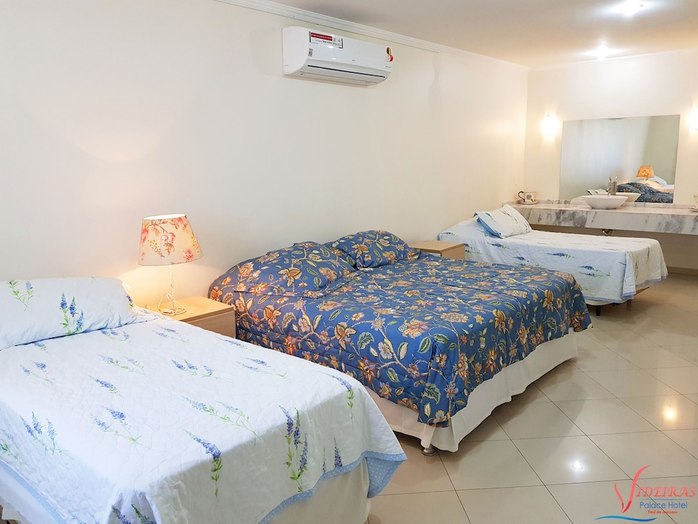 Deluxe Quadruple Room photo 2