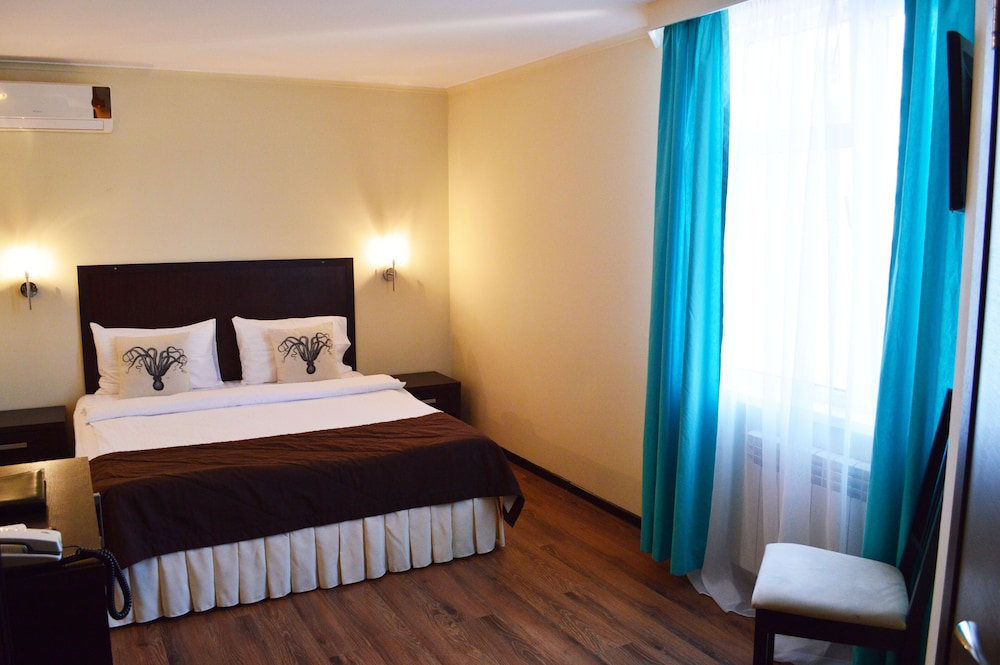 Standard Double Or Twin Room photo 2