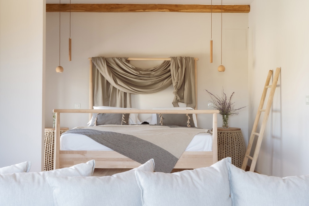 Luxury Apartment (One)