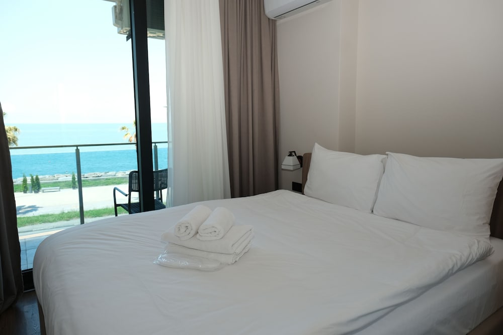 Panoramic Suite, Sea View photo 1