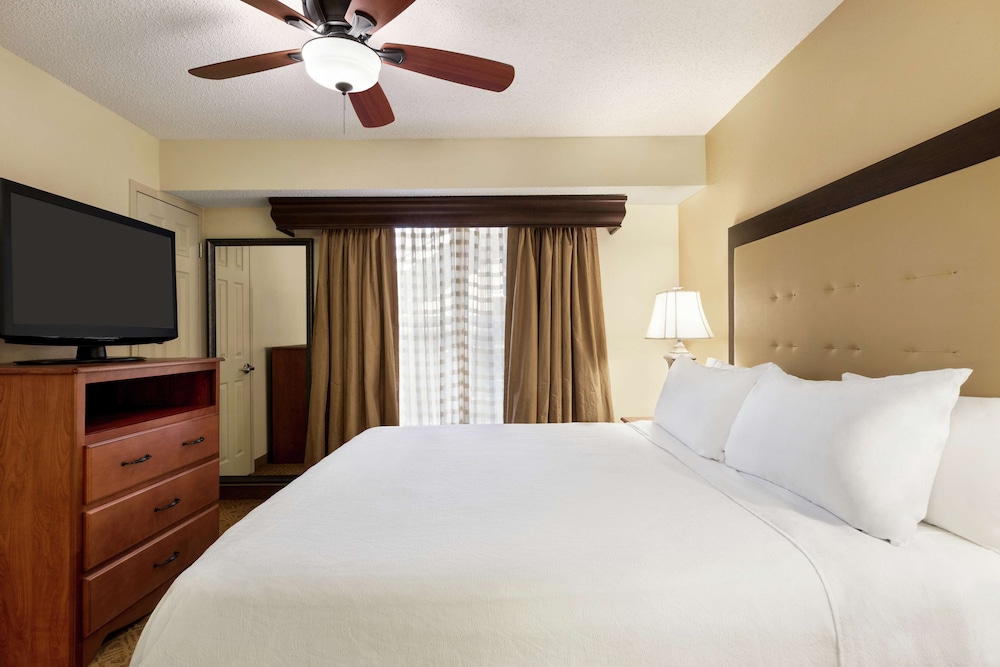 Standard King Suite photo 2