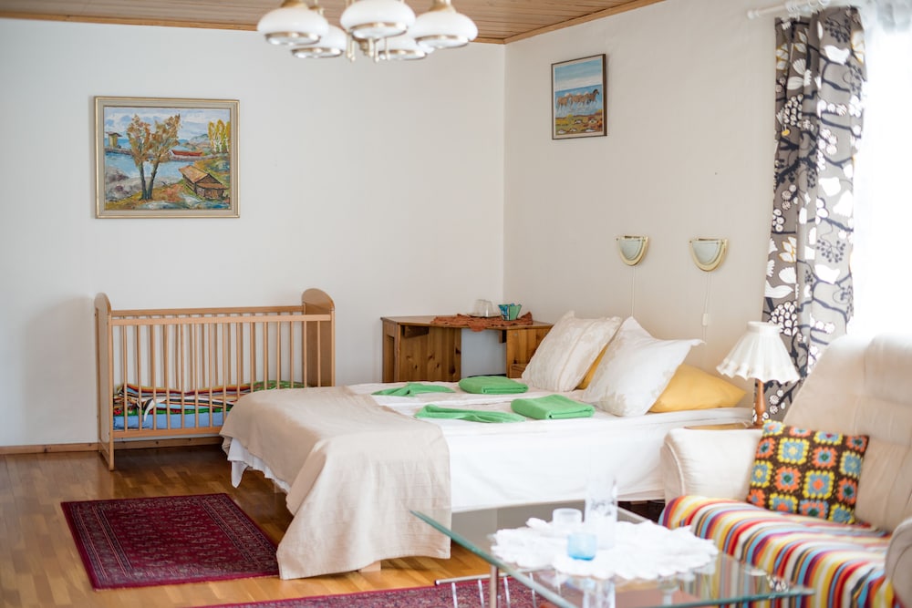 Quadruple Room, Shared Bathroom (With Balcony) photo 1