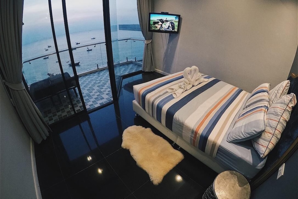 Suite, Sea View photo 2