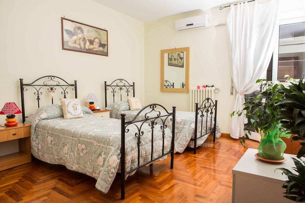 Comfort Double or Twin Room