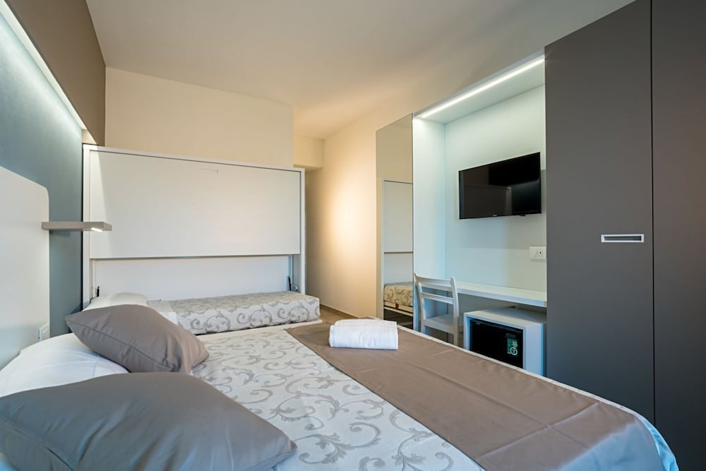Quadruple Room photo 2