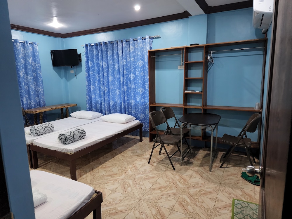 VIP Room - Photo 2