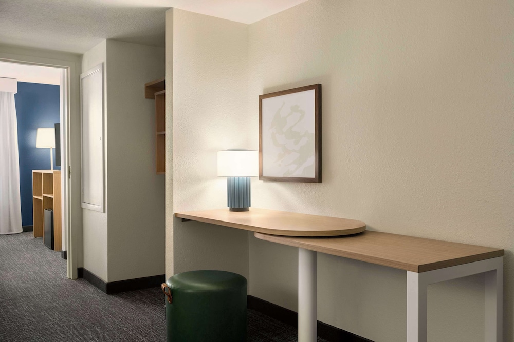 Suite, 1 King Bed