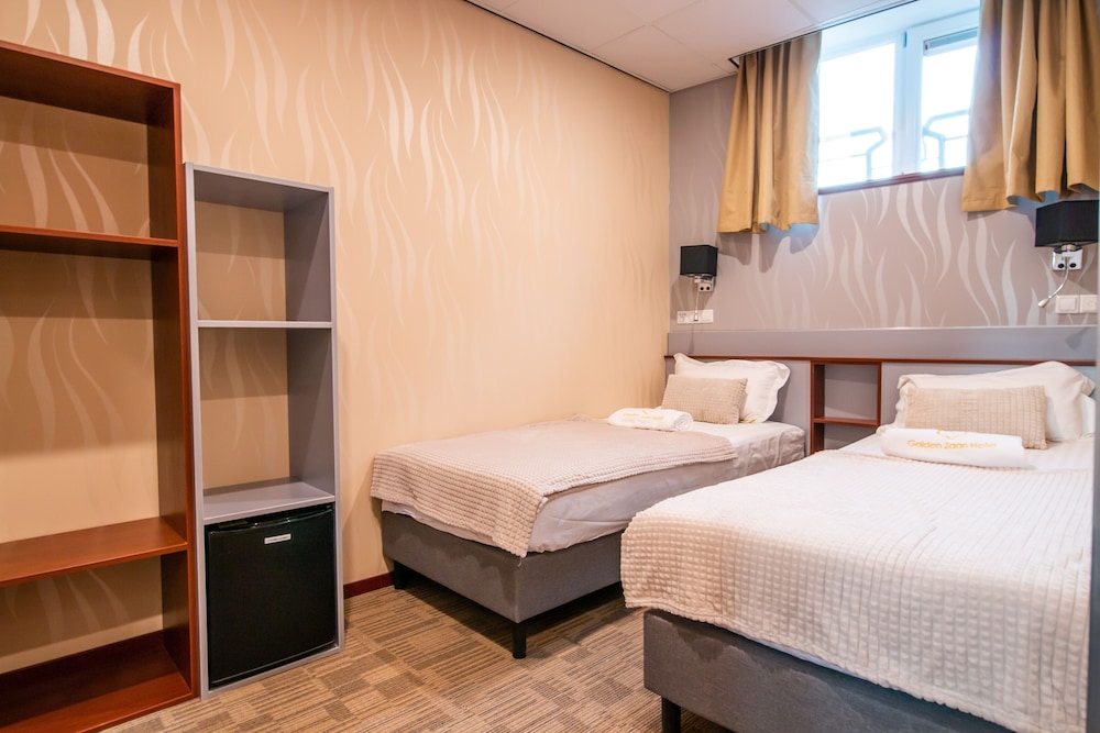 City Twin Room, 2 Twin Beds photo 1
