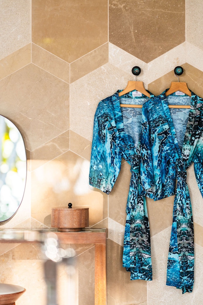 Villa, Multiple Beds (Kingfish)