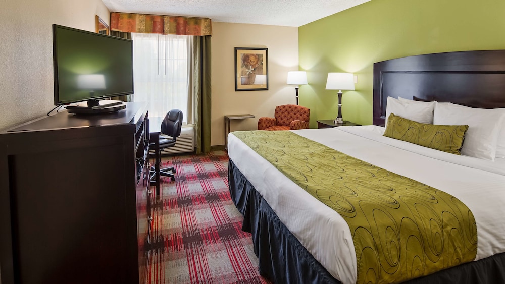 Standard Room, 2 Queen Beds, Non Smoking, Refrigerator & Microwave - Photo 1