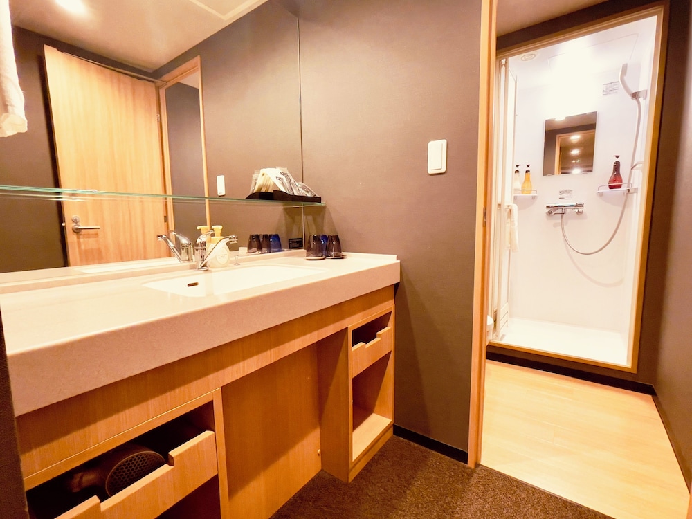 Deluxe Twin Room, Non Smoking photo 2
