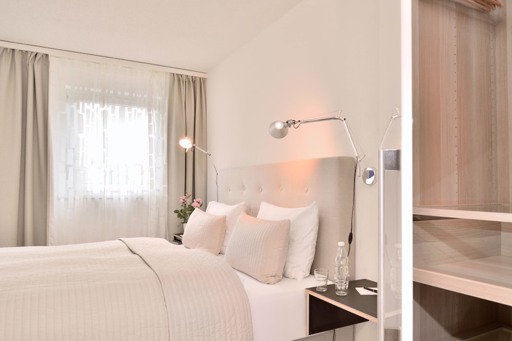 Deluxe Double Room, Balcony (Guest House) photo 3