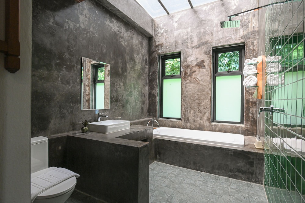 2 Bedroom Bathtub Villa Garden View - Photo 8