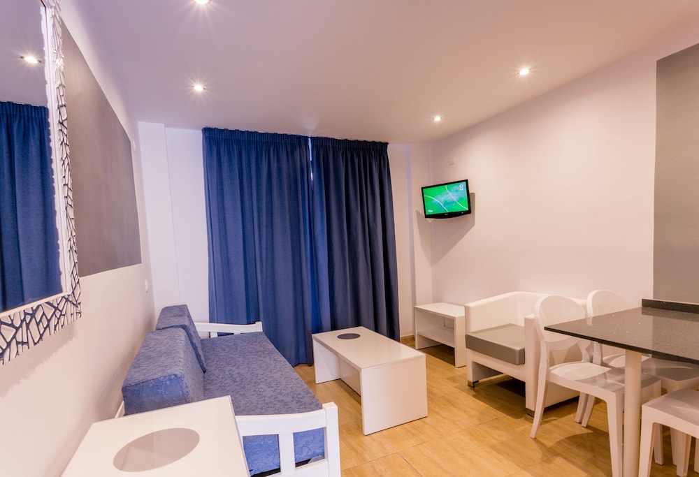Superior Apartment, 1 Bedroom, Balcony photo 3