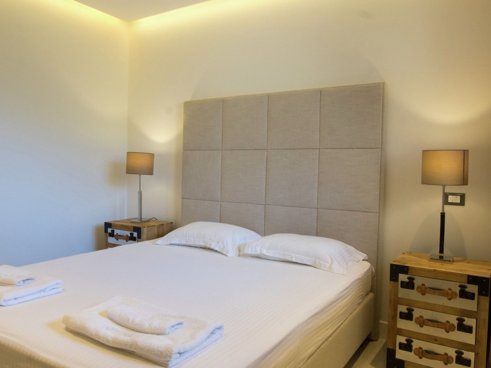 Villa photo 2