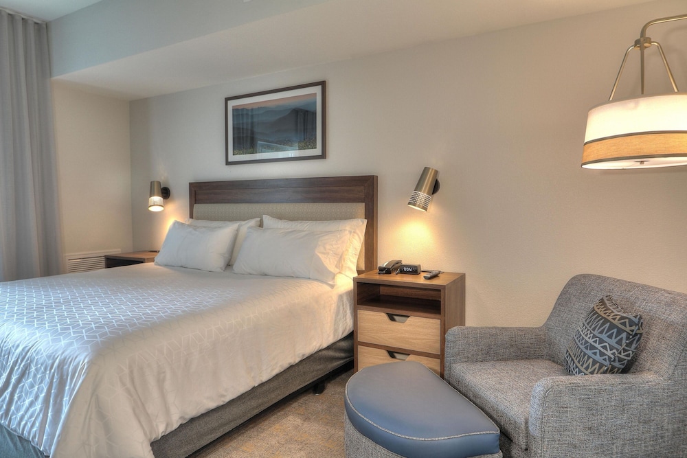 Room (Specialty)