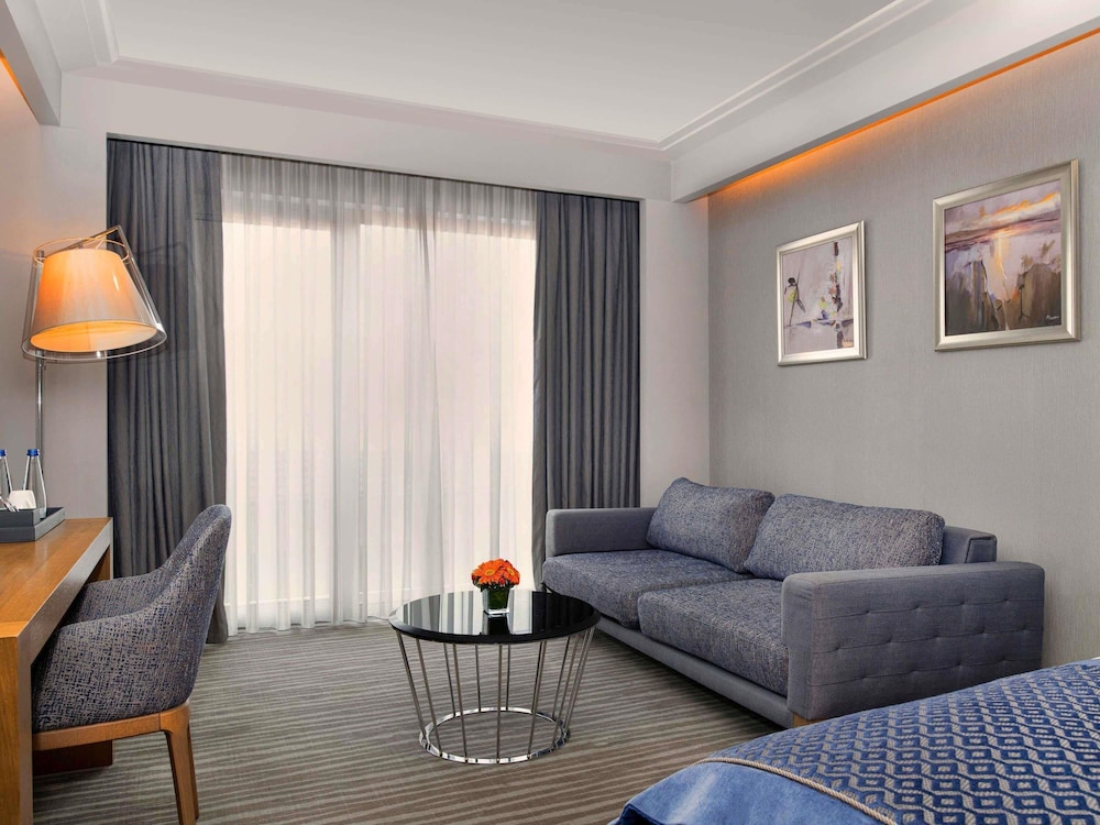 Family Room, Multiple Beds