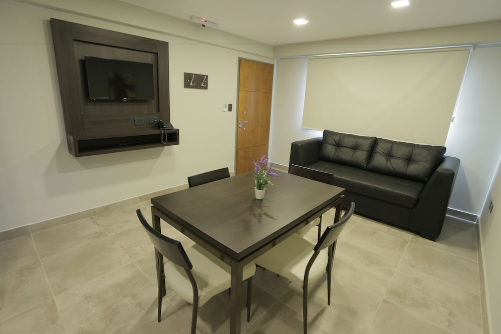 Executive Apartment photo 3