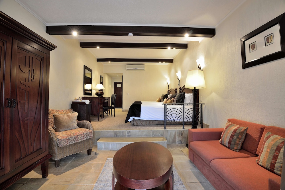 Family Room - Photo 1