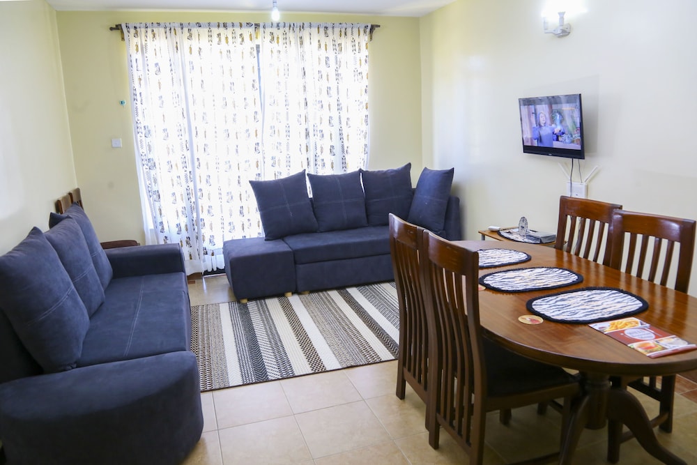 City Apartment, 3 Bedrooms, Non Smoking