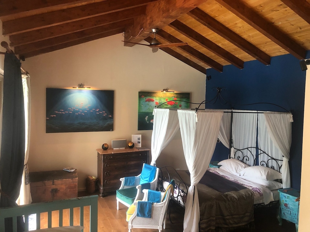 Deluxe Quadruple Room photo 1