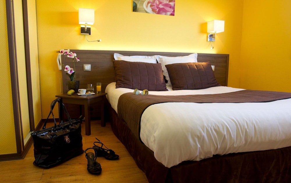 Double Room - Photo 1