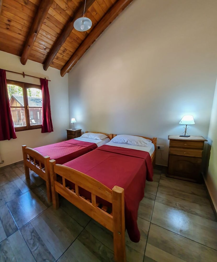 Comfort Bungalow, 2 Bedrooms, Pool View photo 3