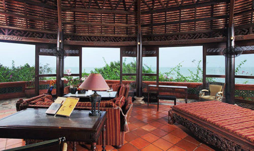 Ocean Luxury Suite photo 2