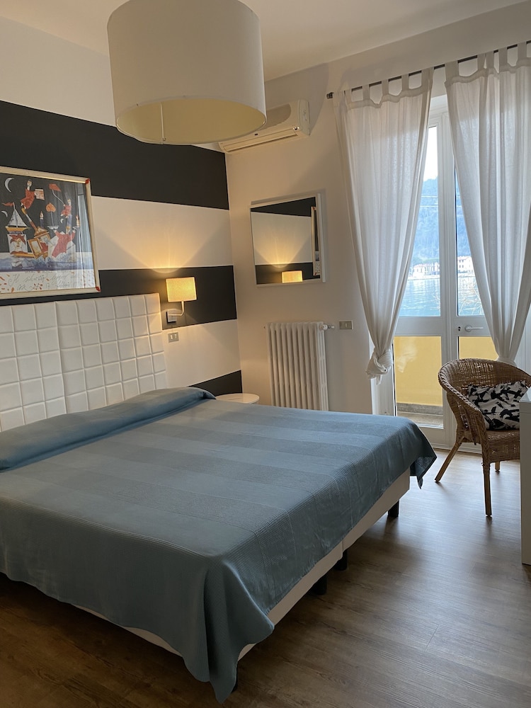 Panoramic Room, Sea View