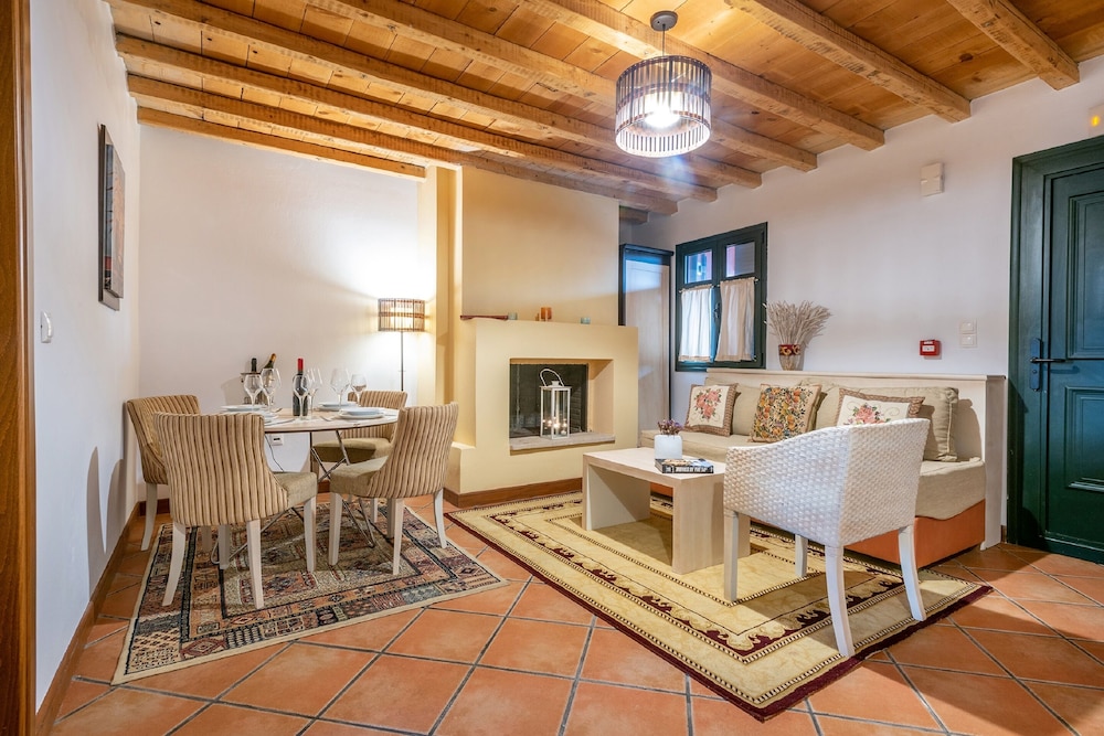 Two Bedroom Flat Residence | 58m² photo 2